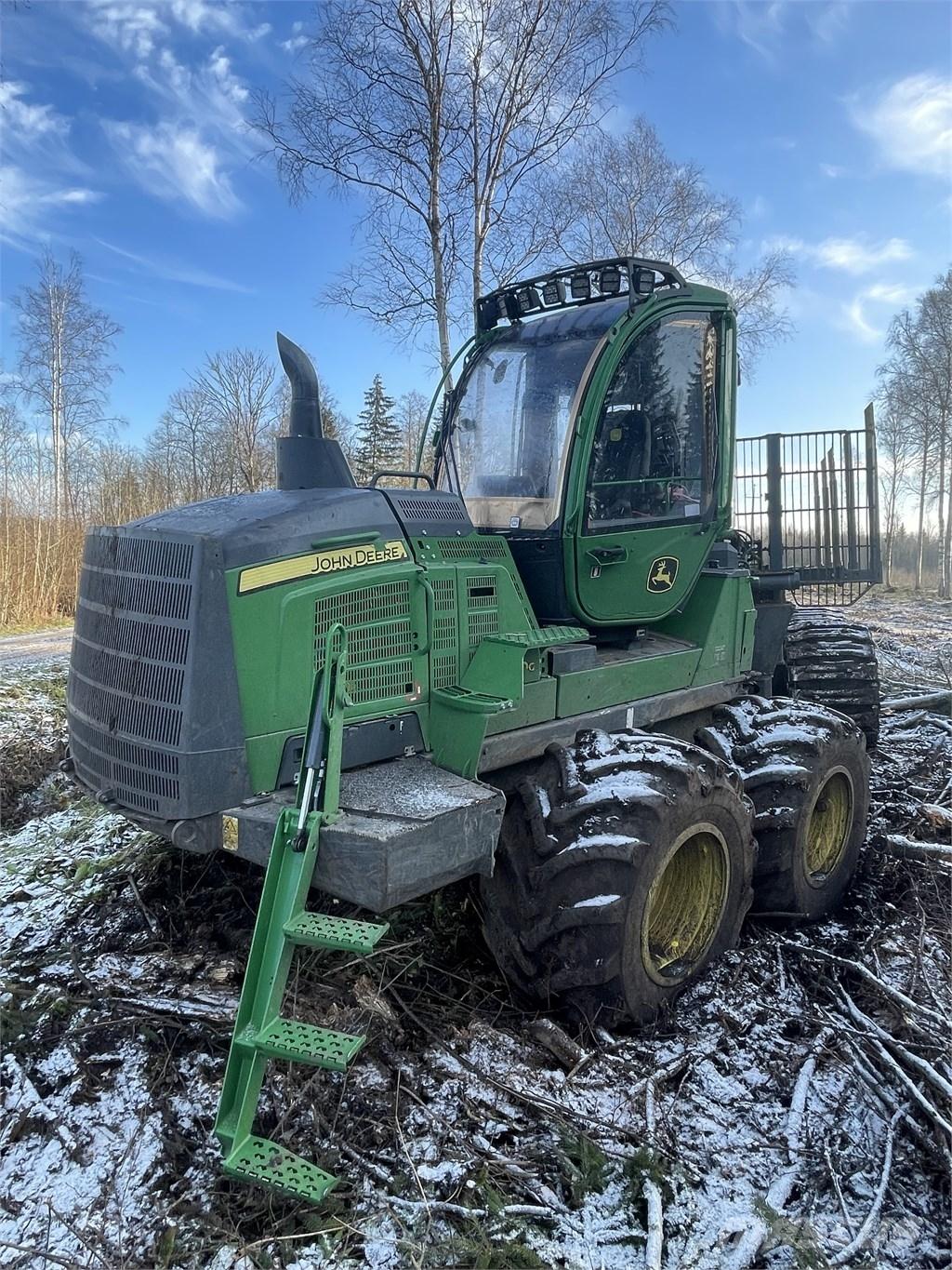 John Deere 1110 G Forwarder
