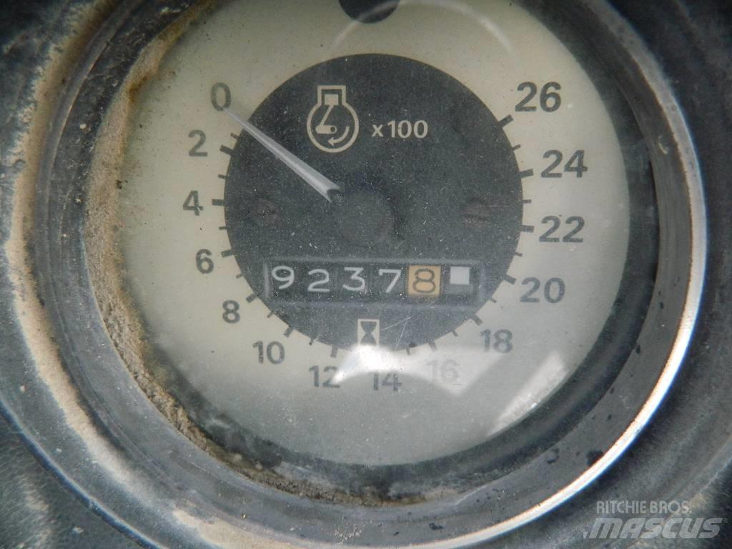 Ford TW 25 Traktoren