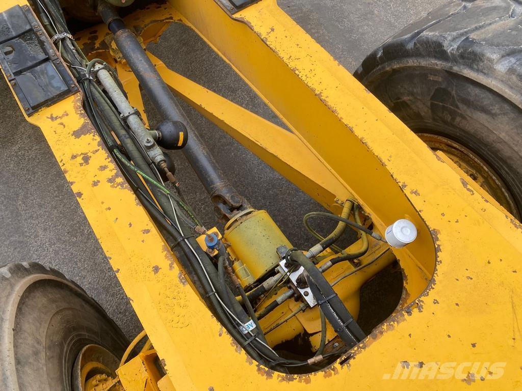 Volvo A40E NVT Dumper - Knickgelenk