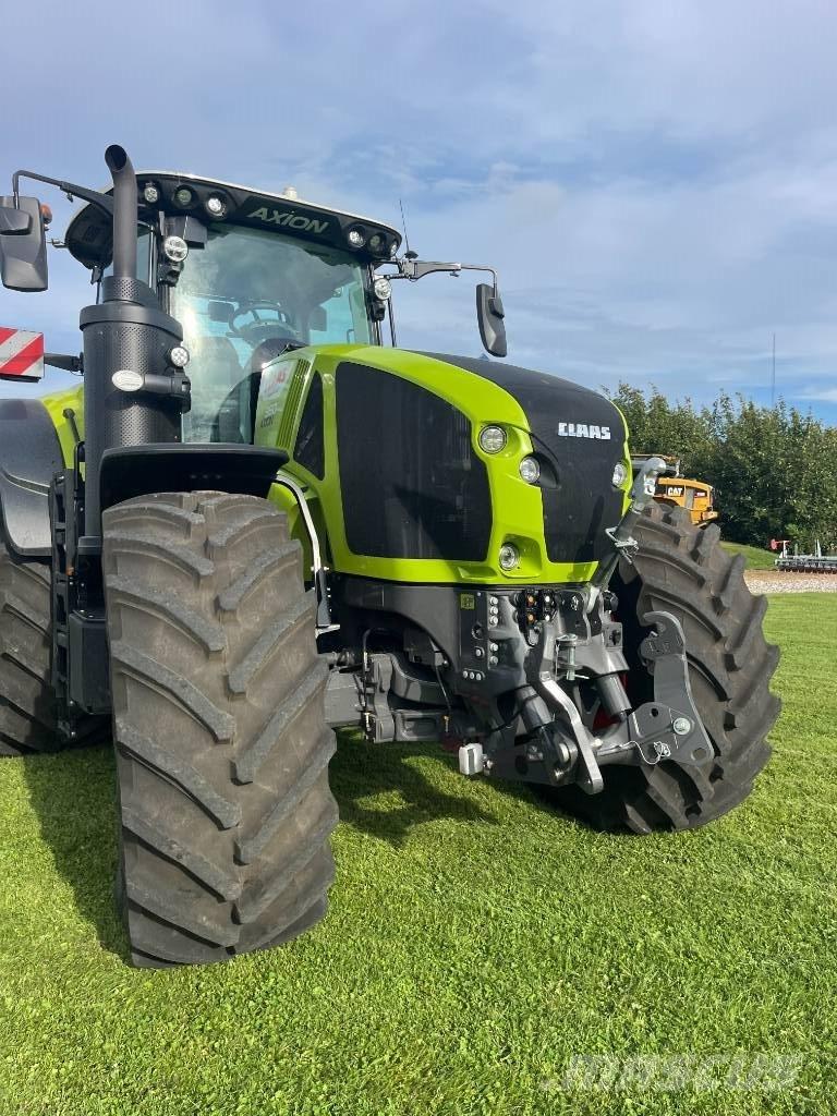 CLAAS AXIO 960 Traktoren
