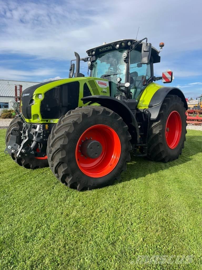 CLAAS AXIO 960 Traktoren