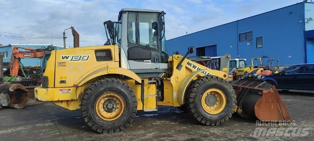 New Holland W 130 Radlader