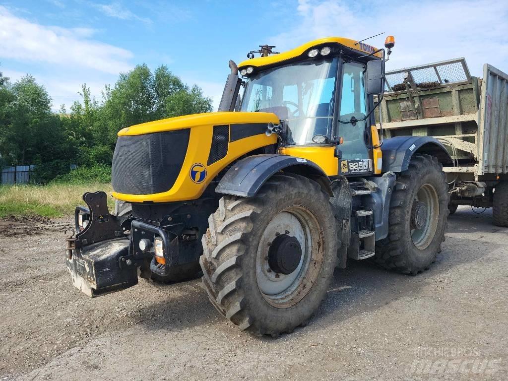 JCB Fastrac 8250 Traktoren