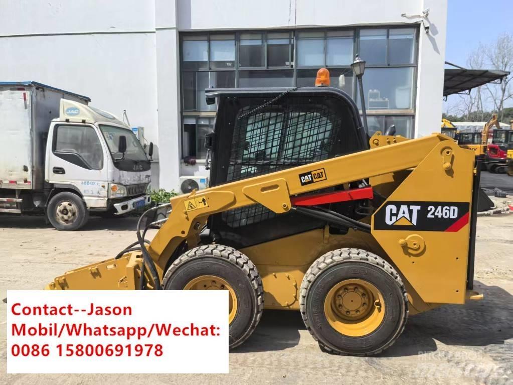 CAT 246 D Kompaktlader