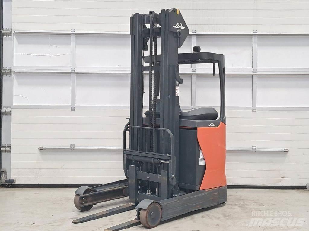 Linde R16-01 Schubmaststapler