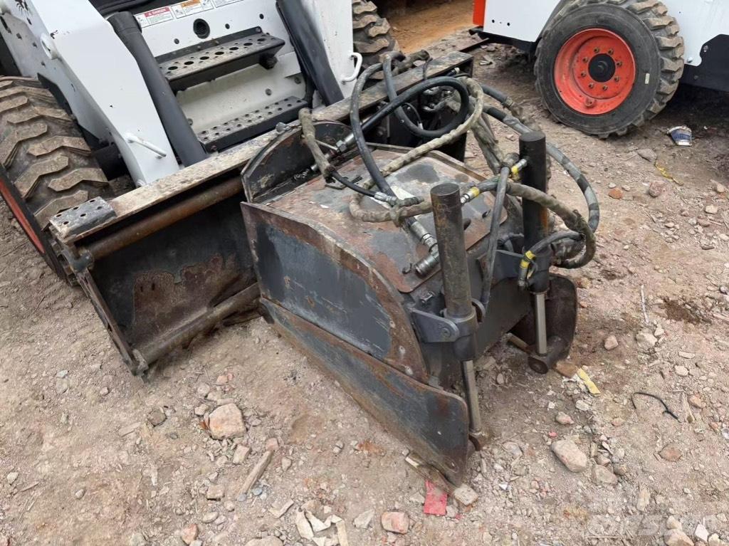 Bobcat 600 450 Asphaltfräsen