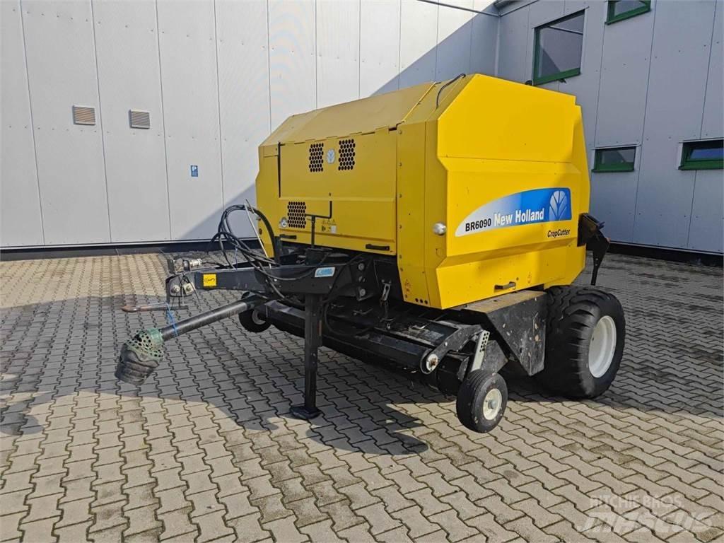 New Holland BR6090 Rundballenpressen