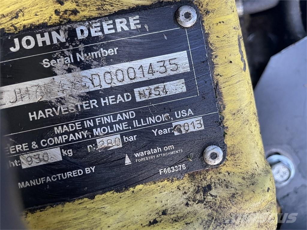 John Deere 1070 D Harvester
