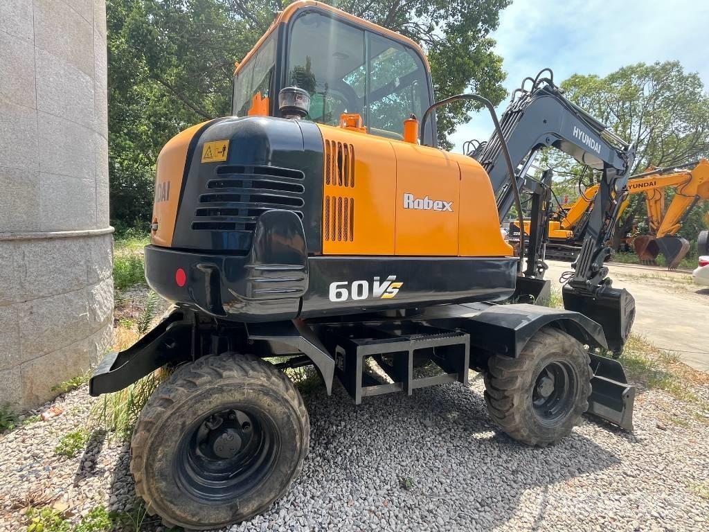 Hyundai Robex 60 VS Minibagger < 7t