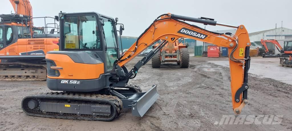 Develon DX 50 Z Raupenbagger