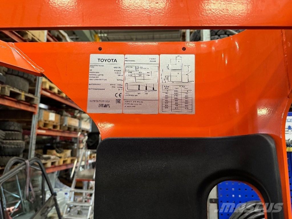 Toyota SRE135L Selbstfahrstapler