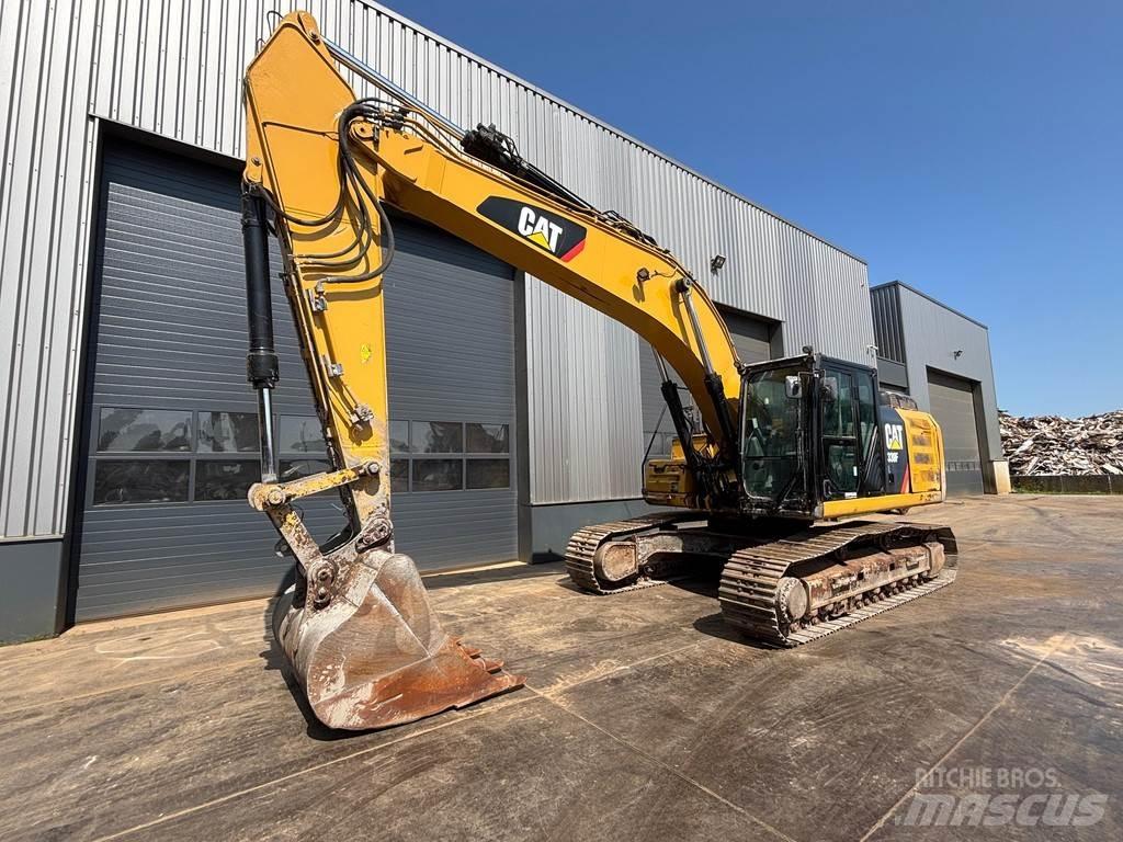 CAT 330FL Spezialbagger