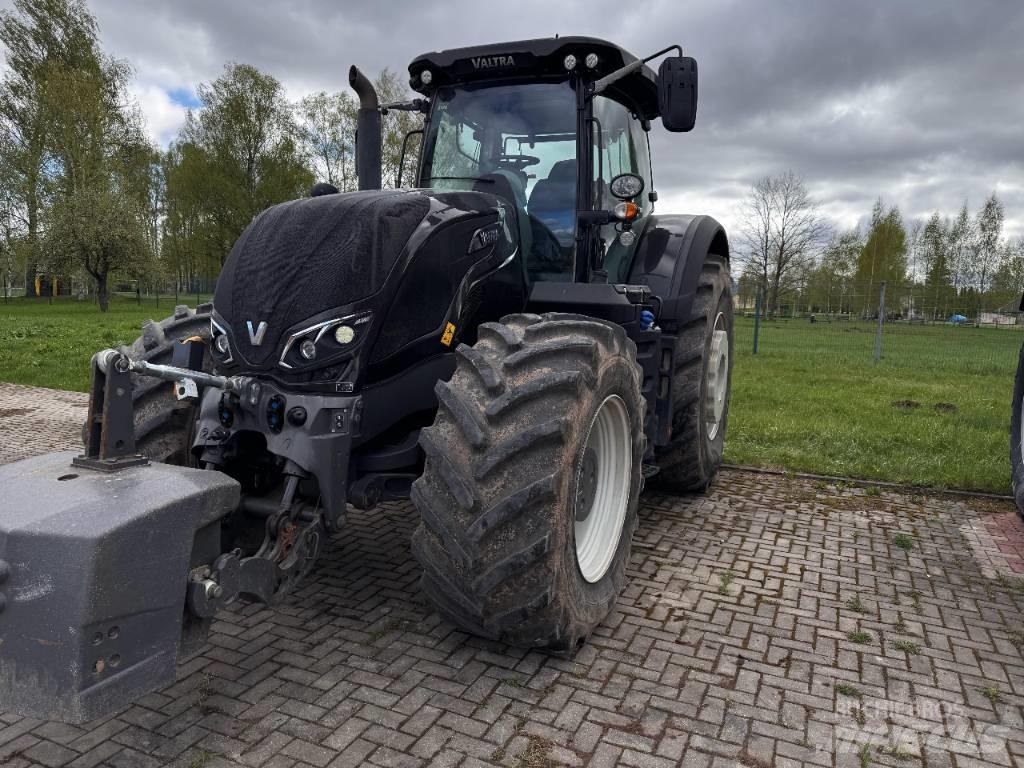 Valtra S 394 Traktoren