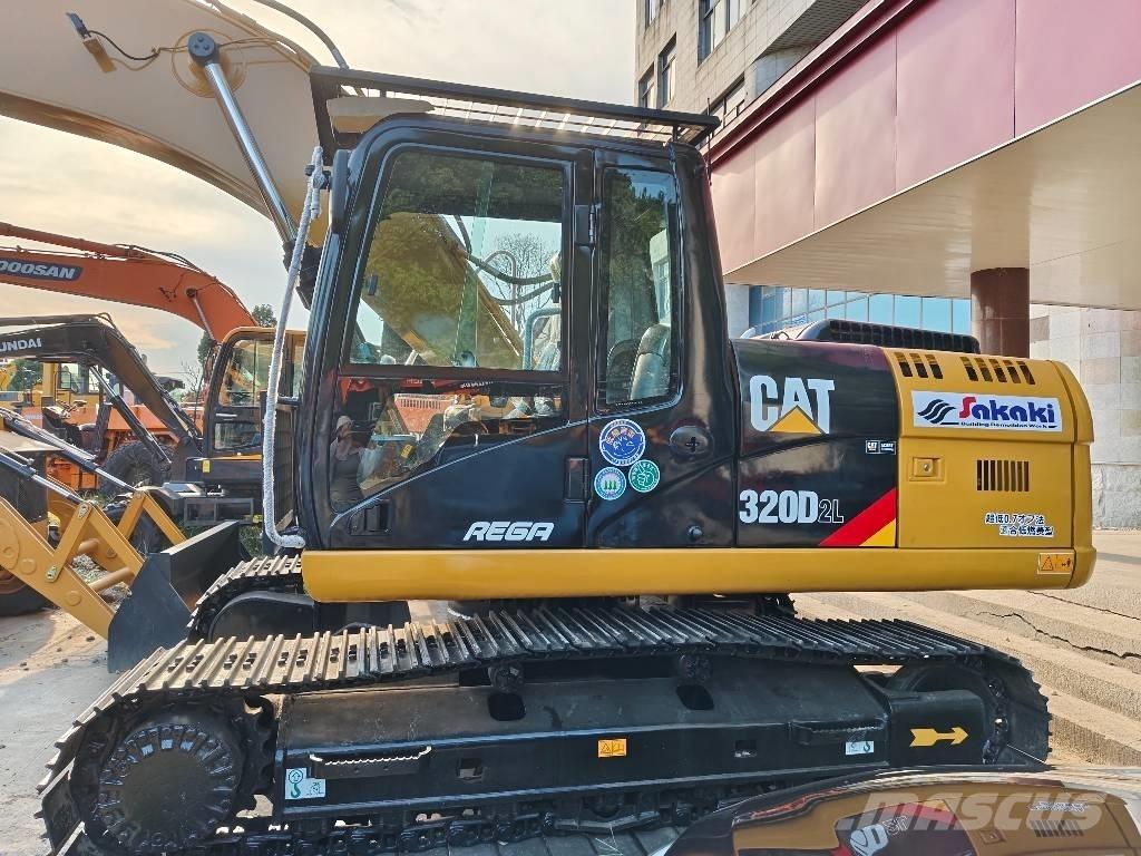CAT 320 D2 L Raupenbagger