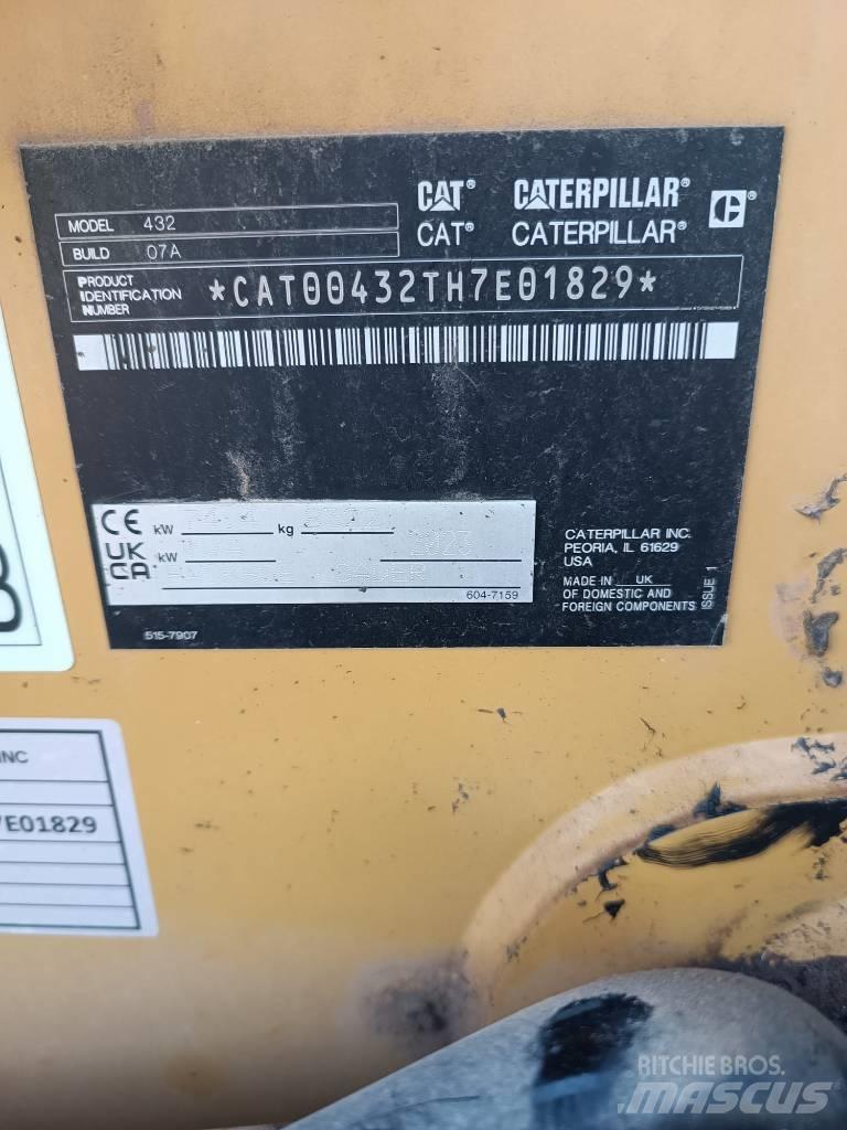 CAT 432 F Baggerlader