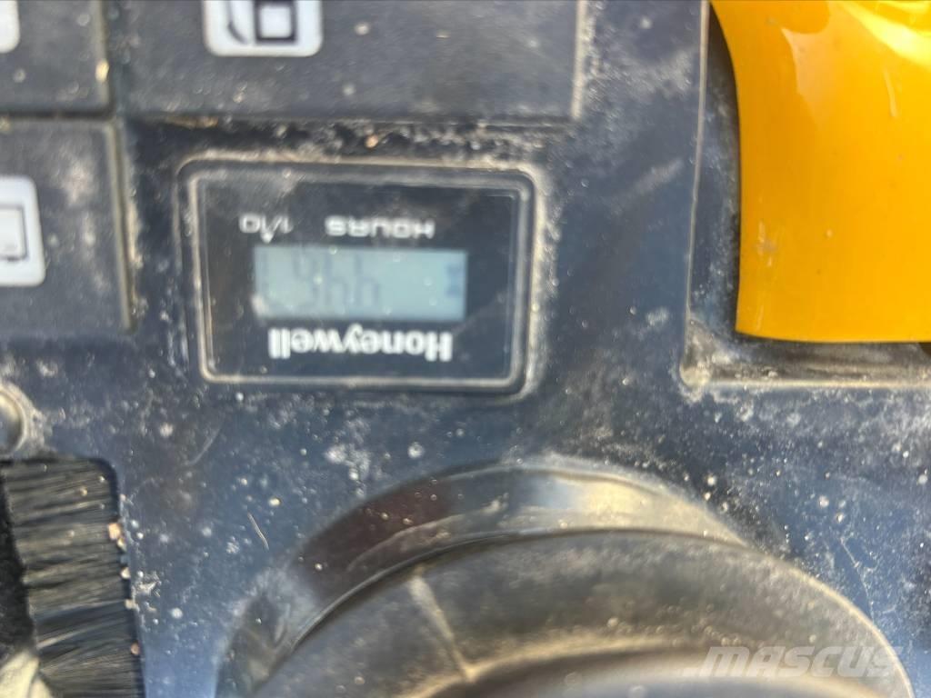 JCB 8010 CTS Minibagger < 7t