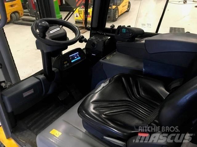 Jungheinrich EFG 320 Elektrostapler