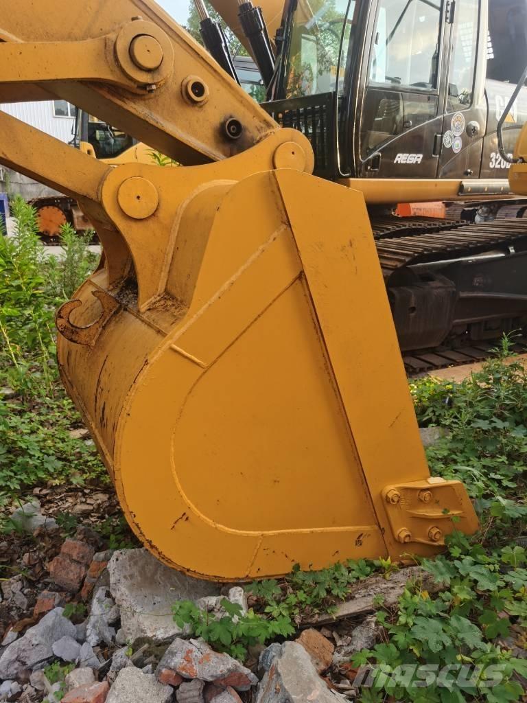 Komatsu PC 220-7 Raupenbagger