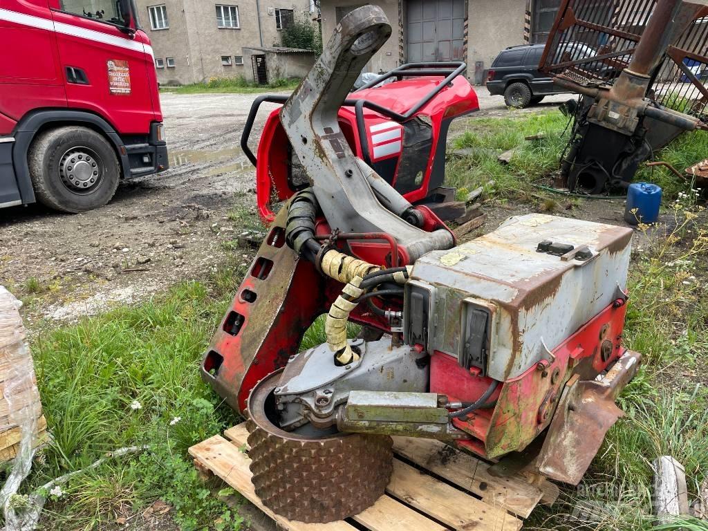 Log Max 6000 Harvester