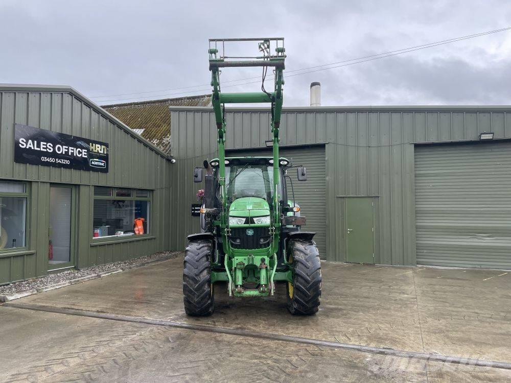 John Deere 6140 R Traktoren