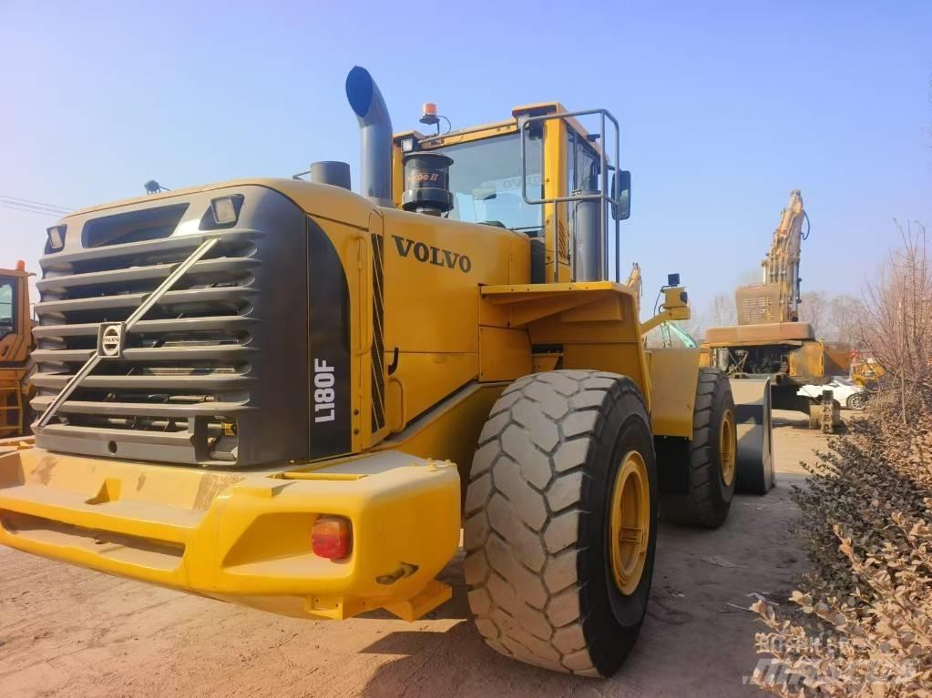 Volvo L 180 F Radlader