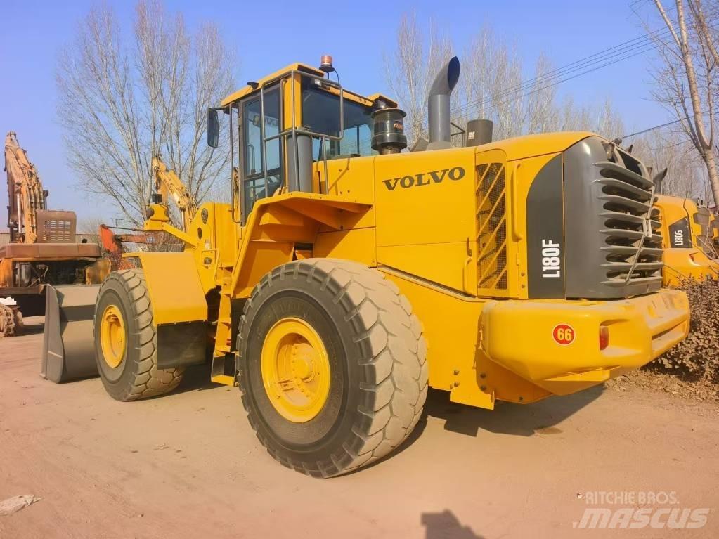 Volvo L 180 F Radlader