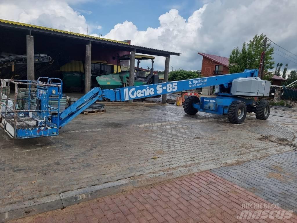Genie S 85 4X4 Teleskopbühnen