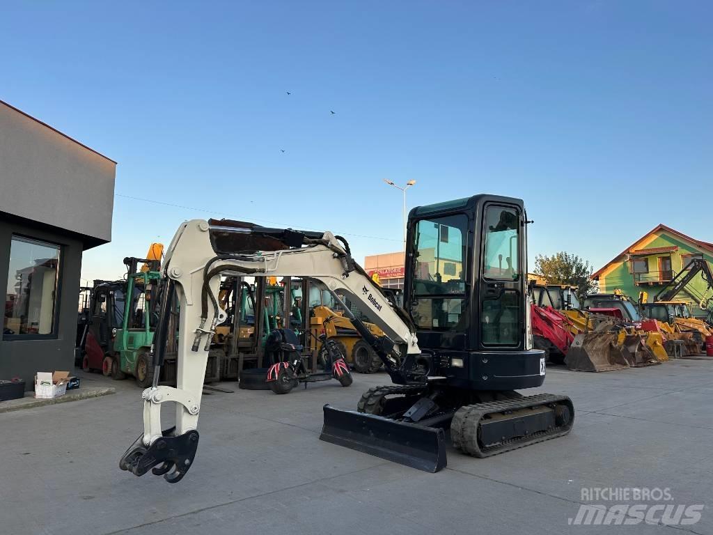 Bobcat E25EM Minibagger < 7t