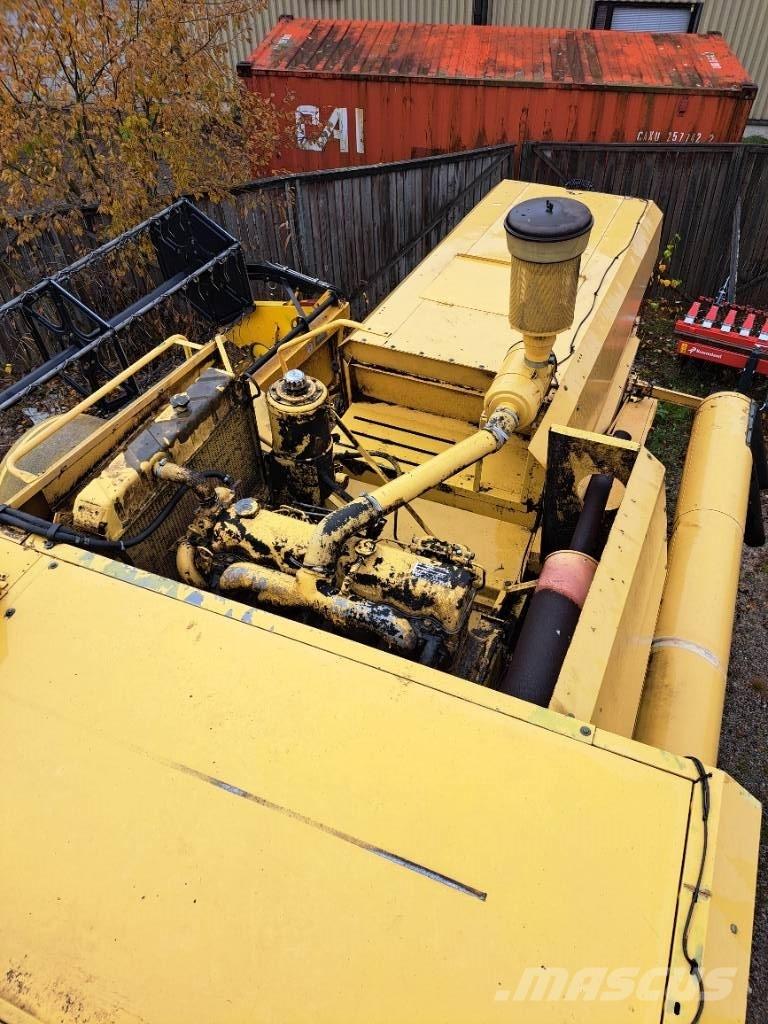 New Holland 8030H Mähdrescher