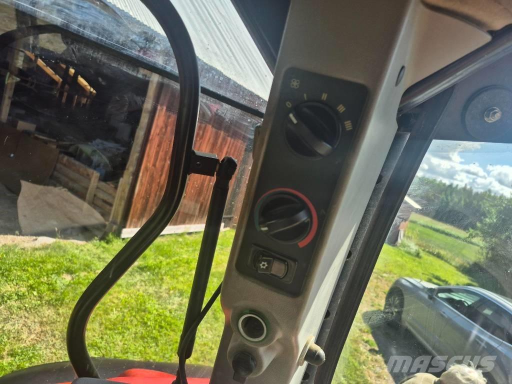Case IH MXU 135 Traktoren