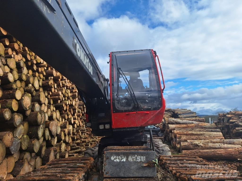 Komatsu 901 XC Harvester