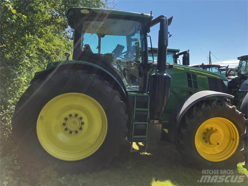 John Deere 6230R Traktoren
