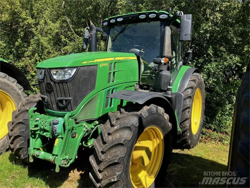 John Deere 6230R Traktoren