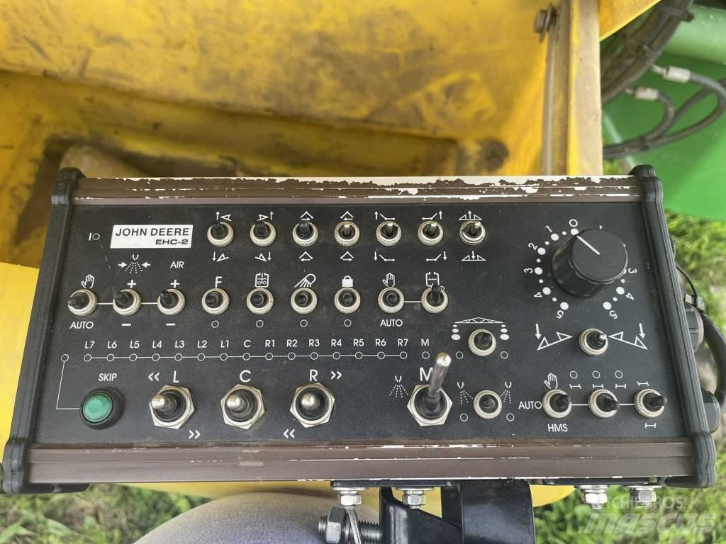 John Deere 840 i Anhängespritzen