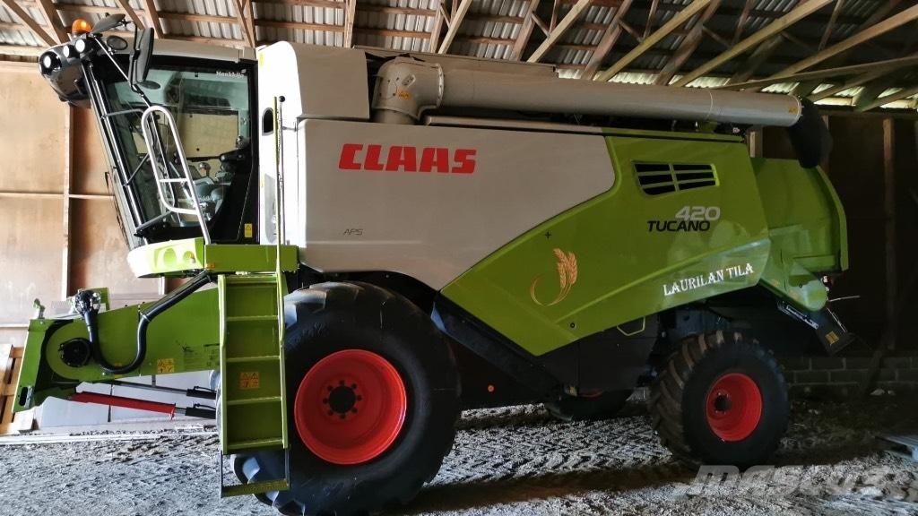 CLAAS Tucano 420 Mähdrescher