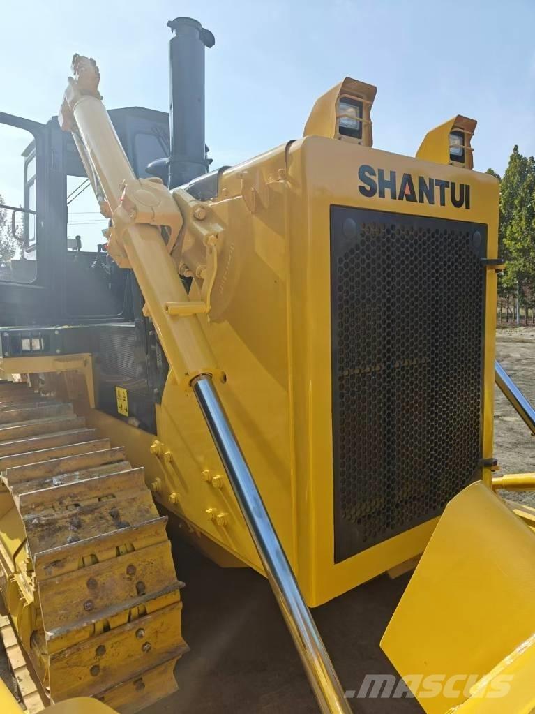 Shantui SD 32 Bulldozer