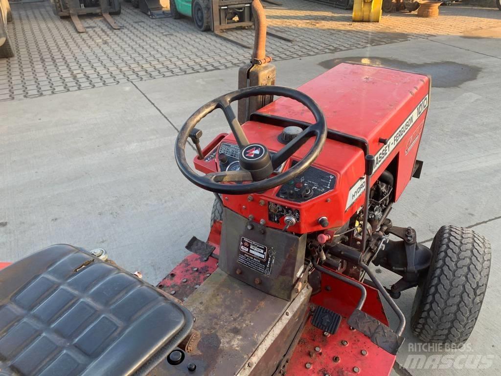Massey Ferguson 1010 Traktoren