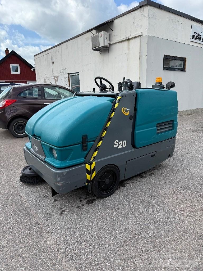 Tennant S20 Innenraumkehrmaschinen