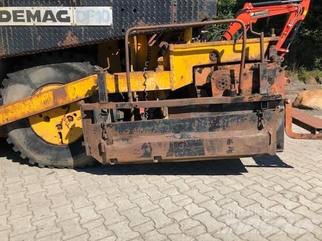 Demag DF 10 Strassenfertiger