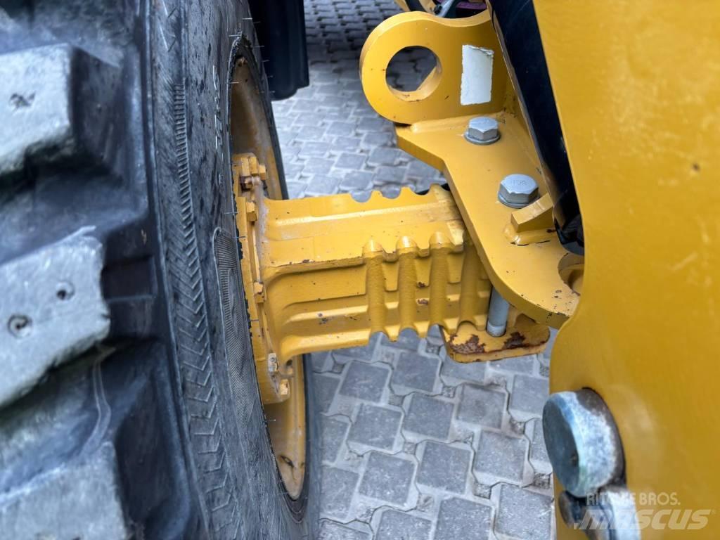 CAT 908 M Radlader
