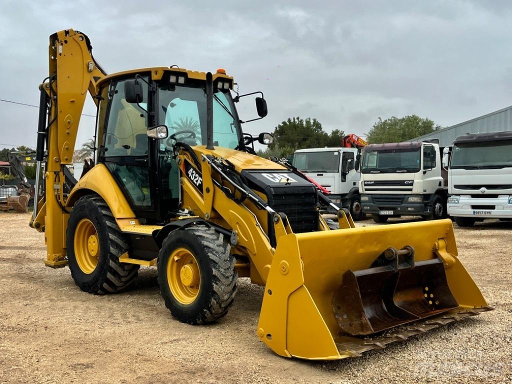 CAT 432 F Baggerlader