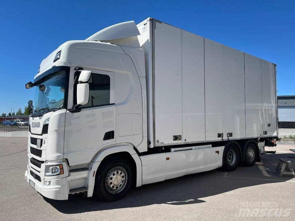 Scania R450B6X2*4NB Kühlkoffer