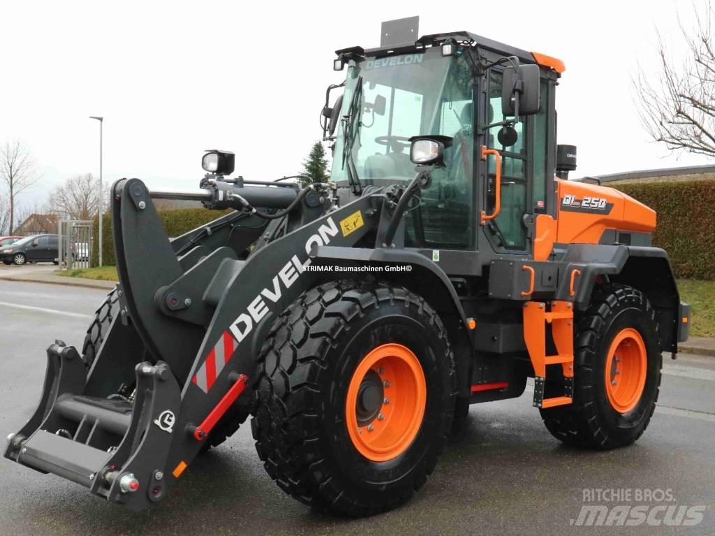 Develon DL 250-7 Radlader