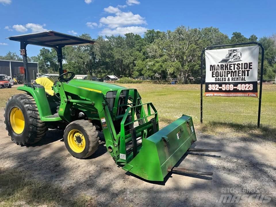 John Deere 3038 E Traktoren