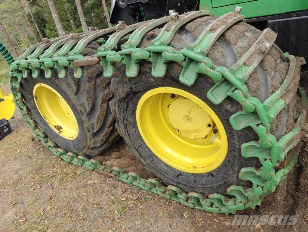 John Deere 1270 G Harvester