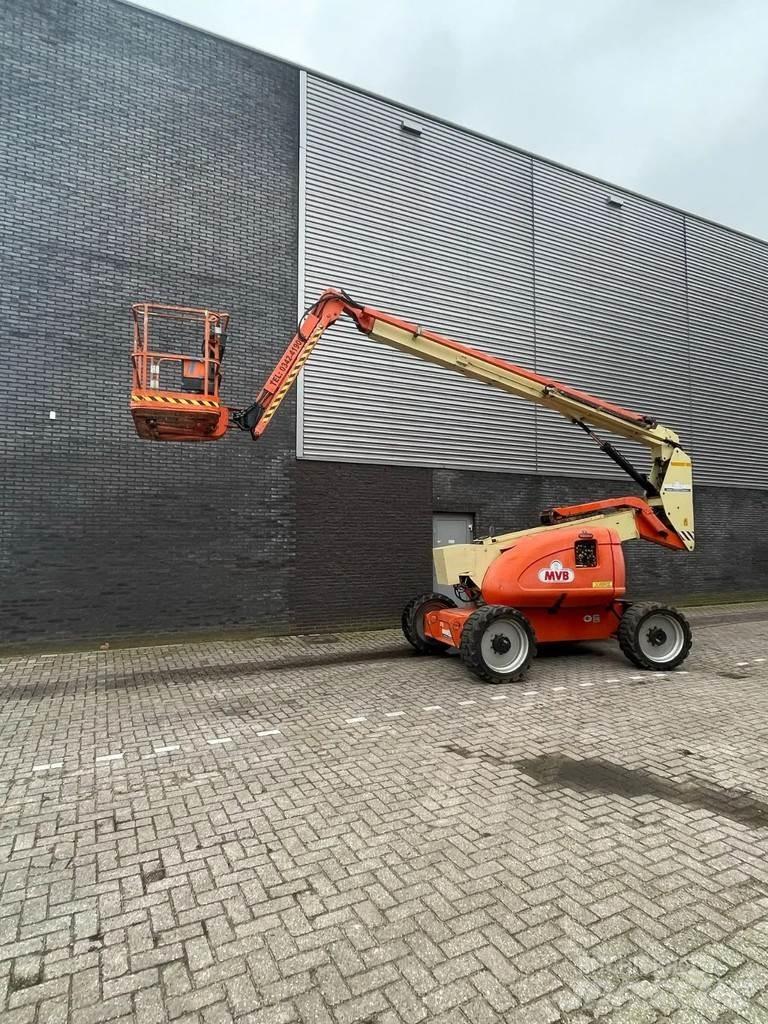 JLG 600AJ Teleskopbühnen