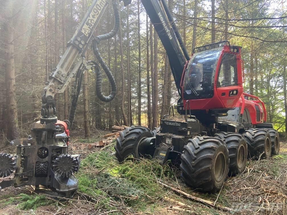 Komatsu 901XC Harvester