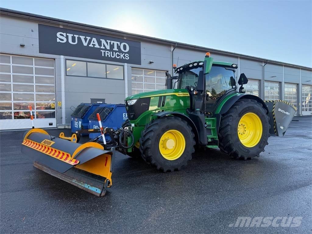 John Deere 6R 250 Traktoren