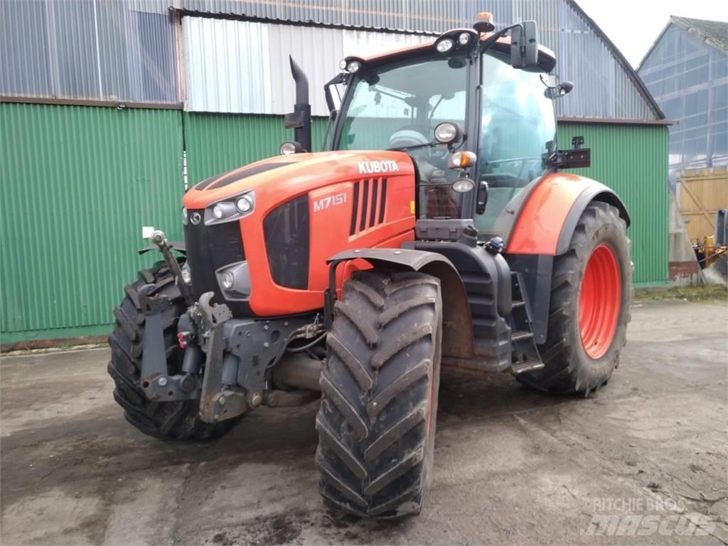 Kubota M7151 Traktoren