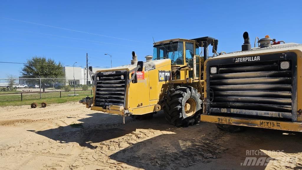 CAT RM 300 Asphalt-Recycler